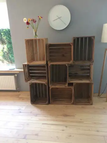 Hooghalen totale vloerrenovatie van lariks vloer + schuren en afwerken met olie & plinten monteren Hooghalen totale vloerrenovatie van lariks vloer + schuren en afwerken met olie & plinten monteren