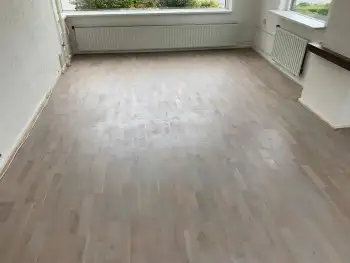 Eikenvloer gerenoveerd Eikenvloer gerenoveerd