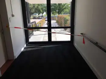 Stoep van woonzorgcentrum van Meander in Veendam in de coating Stoep van woonzorgcentrum van Meander in Veendam in de coating
