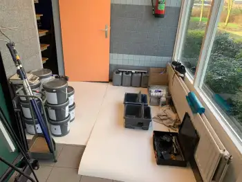 Nieuwe vloercoating voor de gymzaal in Ter Apel