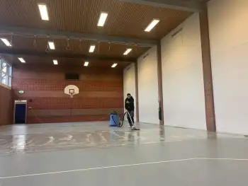 Nieuwe vloercoating voor de gymzaal in Ter Apel