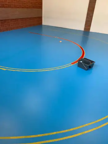 Nieuwe vloercoating voor de gymzaal in Ter Apel