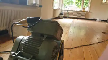 Grenen vloer geschuurd in Stadskanaal en in de naturel olie gezet. Grenen vloer geschuurd in Stadskanaal en in de naturel olie gezet.
