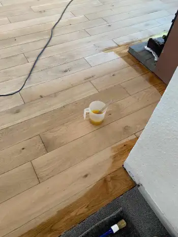 In Hoogersmilde een houten vloer eiken gerenoveerd. In Hoogersmilde een houten vloer eiken gerenoveerd.