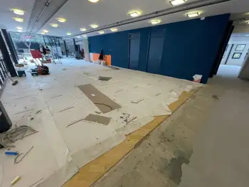 Renovatie bamboe visgraat parket Bij de Antea groep in Heerenveen Renovatie bamboe visgraat parket Bij de Antea groep in Heerenveen