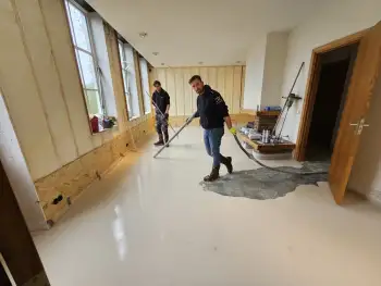 Grote vloer snel egaliseren met een egalinepomp in Stadskanaal