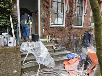 Grote vloer snel egaliseren met een egalinepomp in Stadskanaal