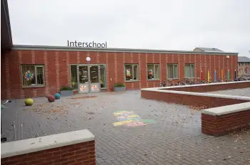 Vloeronderhoud marmoleum Interschool Ter Apel